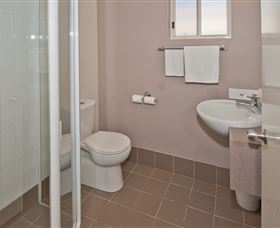 Redcliffe Motor Inn - Hotel Accommodation 3