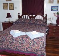Boonah Hilltop Cottage - Hotel Accommodation