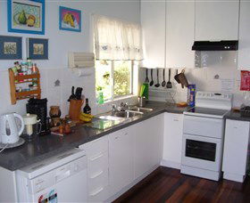Boonah Hilltop Cottage - Hotel Accommodation 1