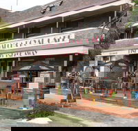 Walcha Royal Cafe and Boutique Accommodation - Hotel Accommodation