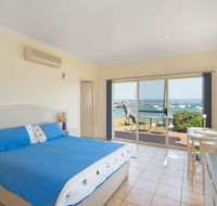 Quarantine Bay Beach Cottages - Hotel Accommodation