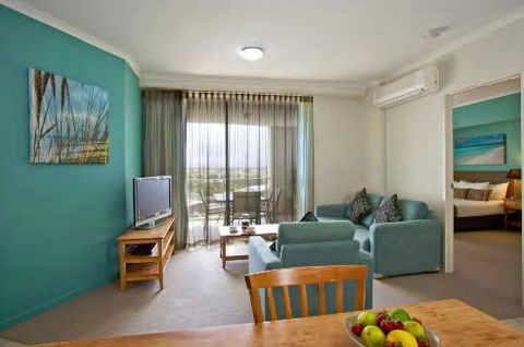 Ramada Marcoola Beach - Hotel Accommodation 8