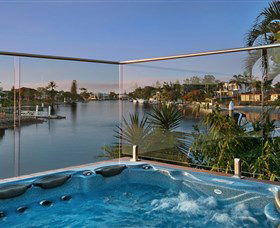 Sanctuary On Water Elite Holiday Home - Hotel Accommodation 0