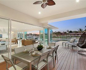 Sanctuary On Water Elite Holiday Home - Hotel Accommodation 2