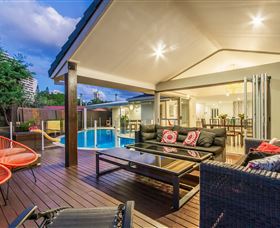 Laguna Bay At Vogue Holiday Homes - Hotel Accommodation 1