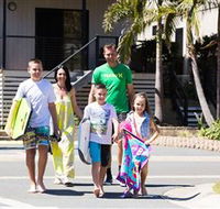 Burleigh Beach Tourist Park - Hotel Accommodation