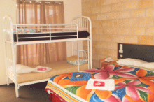 A Country View Motel - Hotel Accommodation 8