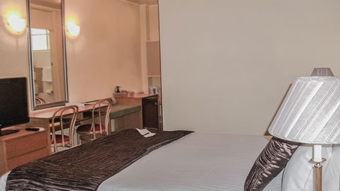 Best Western Sanctuary Inn - Hotel Accommodation 0