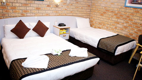 BEST WESTERN Kennedy Drive Motel - Hotel Accommodation 9