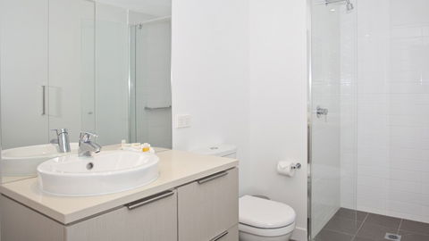BEST WESTERN Islington Apartments - Hotel Accommodation 3