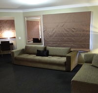 BEST WESTERN PLUS Ambassador on Ruthven Motor Inn - Hotel Accommodation