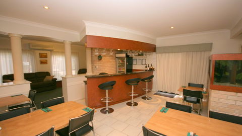 BEST WESTERN Tuscany On Tor Motor Inn - Hotel Accommodation 0