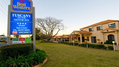 BEST WESTERN Tuscany On Tor Motor Inn - Hotel Accommodation 3