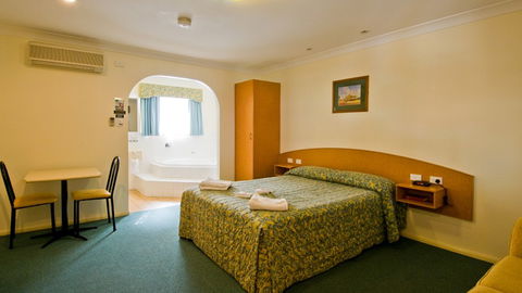 BEST WESTERN Tuscany On Tor Motor Inn - Hotel Accommodation 4