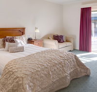 BEST WESTERN Crystal Inn - Hotel Accommodation