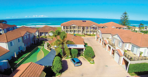 Meridian Resort Beachside - Hotel Accommodation 1