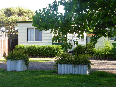 Scone Caravan Park - Hotel Accommodation 9