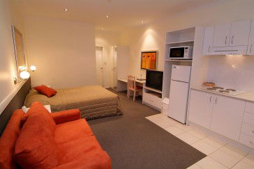 Dunsborough Inn Backpackers - Hotel Accommodation 4