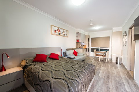 Athena Motel Apartments - Hotel Accommodation 7
