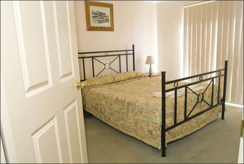 Tower Hotel - Hotel Accommodation 7