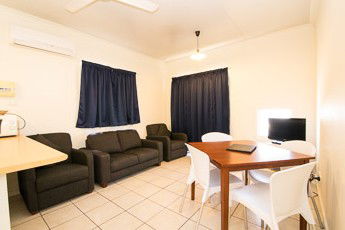 Oceanside Village Denham Monkey Mia - Hotel Accommodation 2