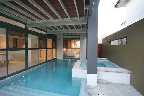 Halcyon Bay - Hotel Accommodation 3