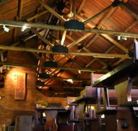 DERWENT BRIDGE WILDERNESS HOTEL - Hotel Accommodation