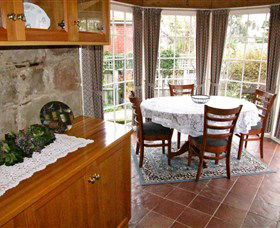 Crescentfield Cottage - Hotel Accommodation 3