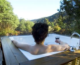 Huon Bush Retreats - Hotel Accommodation 4