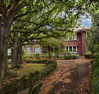 Graham Apartments - Hotel Accommodation
