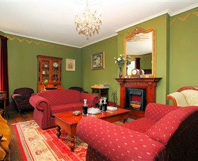 Lodge On Elizabeth - The - Hotel Accommodation 2