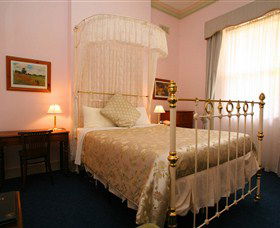 Lodge On Elizabeth - The - Hotel Accommodation 4