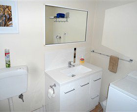 Ashwood Apartments - Bellerive - Hotel Accommodation 1