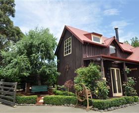 Clear Creek Cottage - Hotel Accommodation 0