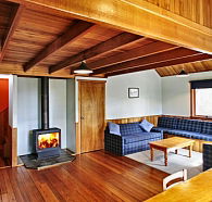 Lake St Clair Lodge - Hotel Accommodation