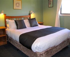 Engadine Cottage - Hotel Accommodation 0
