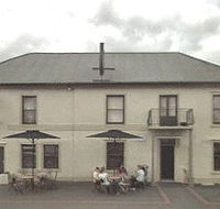 Queens Head Inn - Hotel Accommodation