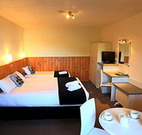 Stanley Seaview Inn - Hotel Accommodation