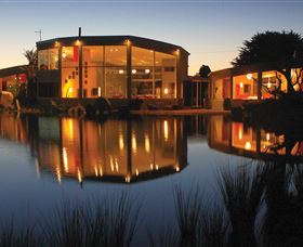 Eagles Nest Retreat - Hotel Accommodation 0