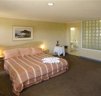 Lighthouse Hotel - Hotel Accommodation