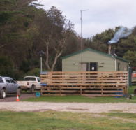 Macquarie Heads Camping Ground - Hotel Accommodation