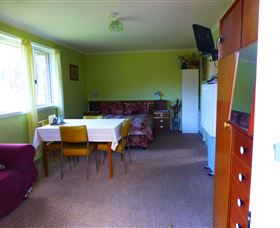 Quamby Pines Chalet B & B - Hotel Accommodation 2