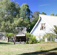 Hide-Away Cottage Retreat - Hotel Accommodation