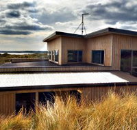 King Island Breaks - Porky's Beach House - Hotel Accommodation