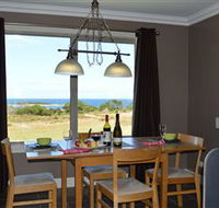 A Portside Experience - King Island - Hotel Accommodation