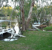 Riverside Waterfront Motel Wahgunyah - Hotel Accommodation