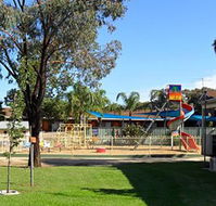 Nathalia Motel and Holiday Park - Hotel Accommodation