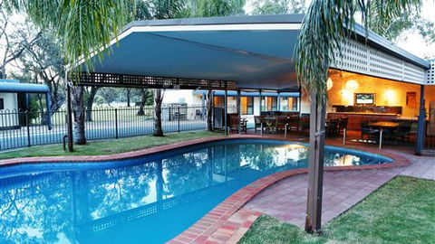 Deniliquin Golf Leisure Resort - Hotel Accommodation 1