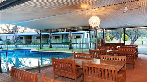 Deniliquin Golf Leisure Resort - Hotel Accommodation 2