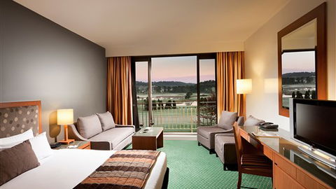 Yarra Valley Lodge - Hotel Accommodation 1